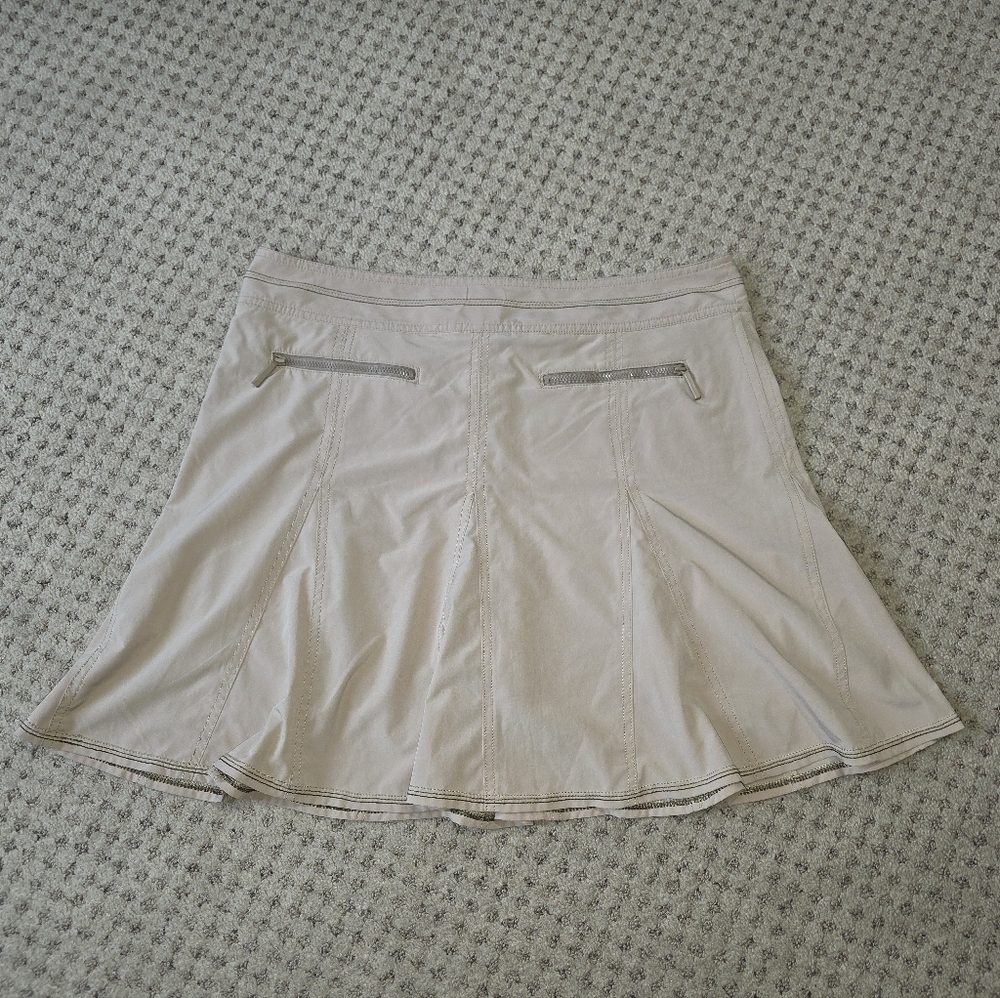 Title Nine Women's Beige Skort - Picture 8 of 9